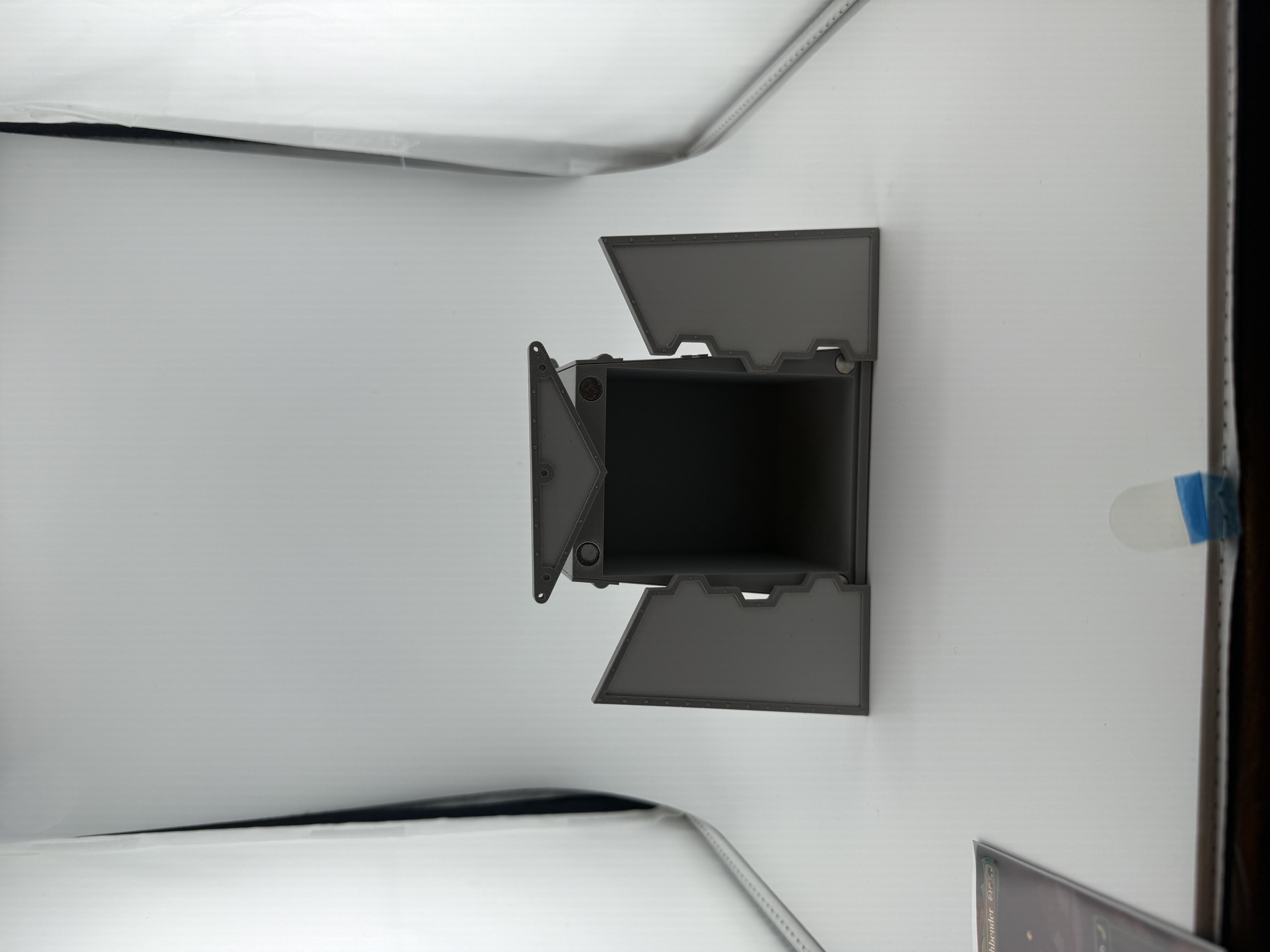Toph's Cage